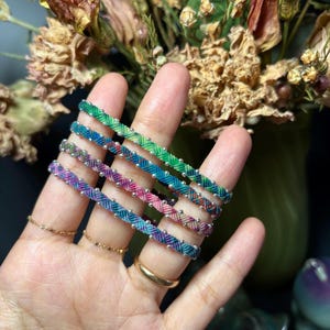 Multicolor Wave Macrame Bracelet with 999 Fine Silver – TIDE