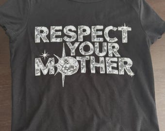 Camiseta "Respect Your Mother" de Harry Styles, camiseta con diseño de bola de discoteca, camiseta gráfica de Harry Styles, camiseta para fans de la música, regalo para el concierto de Harry Styles