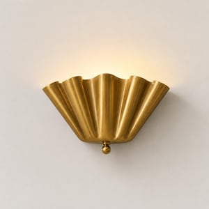 Mässingsvägglampa Räfflad vägglampa Gratulationslampa Volangskärm Halvblomma Art Deco-snäckskal Vintage Blomma Sovrumslampa