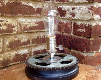 Moto Theme Industrial Table lamp; Edison bulb, sprocket