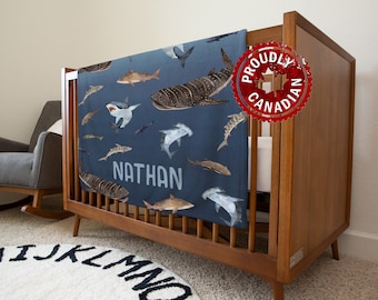 Manta de bebé de piel sintética con forma de tiburón / Decoración personalizada para la habitación del bebé con temática oceánica