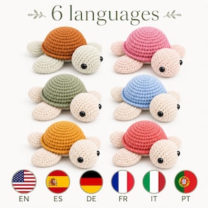 Peut inclure: Six tortues en crochet disposées en deux colonnes. Chaque tortue présente une carapace ronde et texturée d'une couleur distincte (rouille, rose, vert olive, bleu clair, jaune moutarde et corail) avec une tête et des nageoires crème.