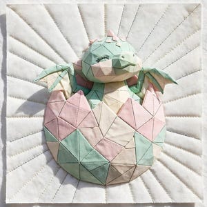 Hatching Dragon FPP Pattern - Geometric Baby Dragon in Egg Foundation Paper Piecing Quilt Block PDF, 3 Sizes 12 15 18 Inch, 6 Languages