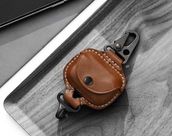 TopHome --AirPods Pro Leather Strap Protective Case For AirPods Pro Headphone Case , with Fine Metal Carabiner/Earbuds Accessories --Brown