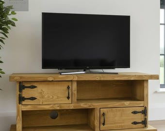 Mueble de TV rústico de granja, consola multimedia de madera maciza hecha a mano, centro de entretenimiento con puerta de granero.