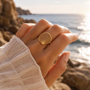 18K Gold Plated Seashell Ring, Adjustable Beach Statement Ring, Coastal Jewelry