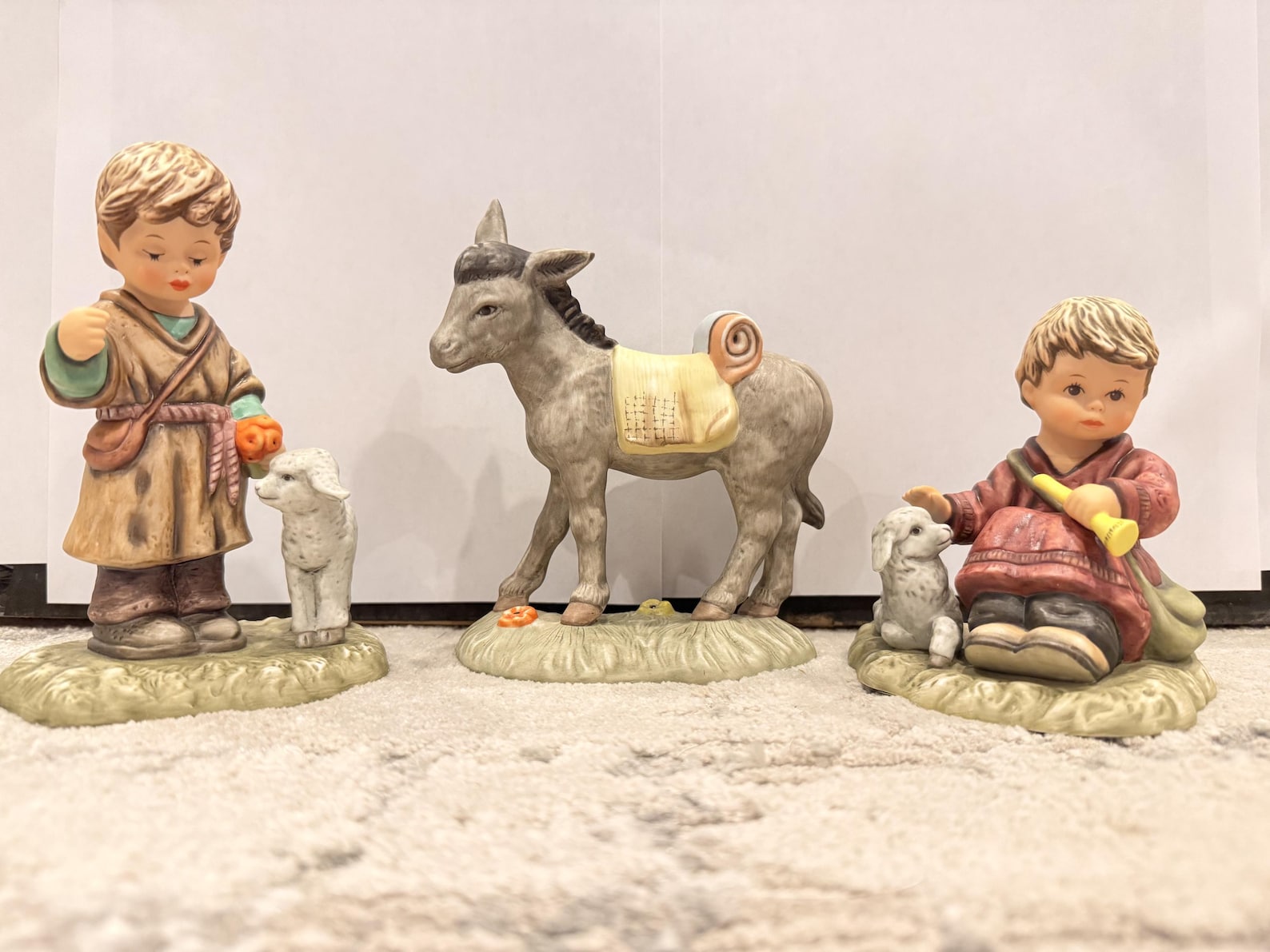 Berta Hummel Nativity Set: Shepherd Standing, Sitting, Donkey – Goebel 1996 Complete