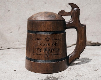 Tears of My Players Oak Beer Mug with Lid – 600ml Dungeon Master Mug | DnD Gift for DM | RPG Gamer Gift | Tabletop Gaming Gift