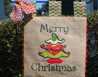 Prêt à expédier drapeau de jardin brodé en toile de jute - arbre lunatique - joyeux Noël - appliques de broderie