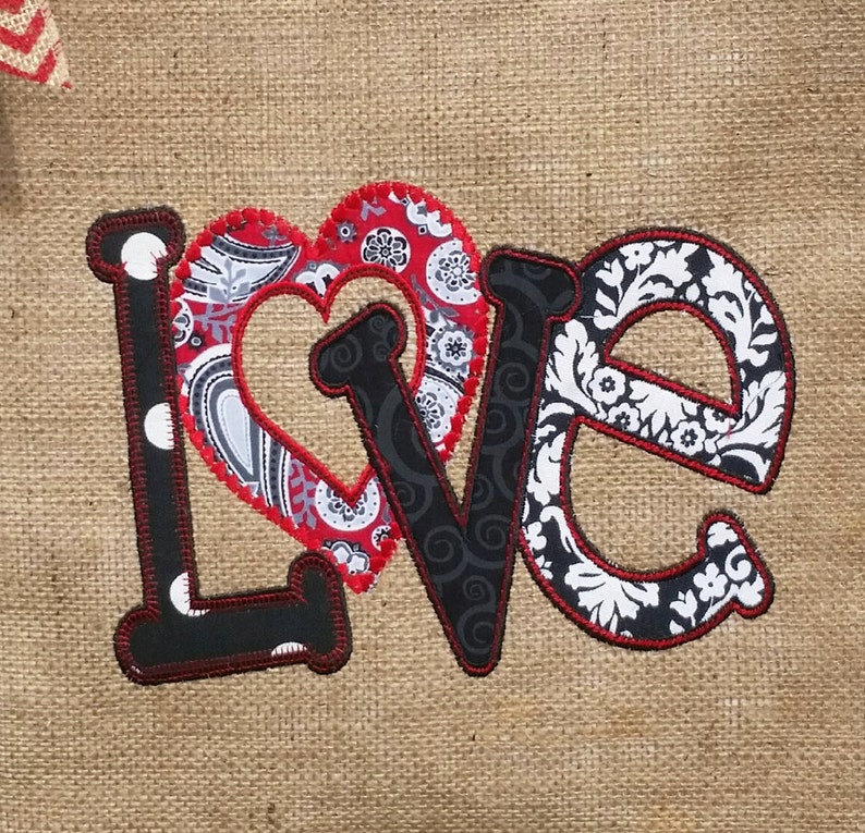 Drapeau de jardin de Burlap Amour de Valentines Applique de broderie faite sur commande image 3