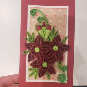 Carta quilling con fiori bordeaux