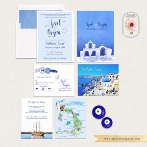 Pode incluir: Conjunto de convites de casamento em um esquema de cores azul e branco com uma ilustra&ccedil;&atilde;o em aquarela de uma igreja em Santorini, Gr&eacute;cia. O convite inclui os nomes do casal, a data do casamento e o local. O cart&atilde;o RSVP inclui o endere&ccedil;o do casal e um pedido de resposta at&eacute; 1 de mar&ccedil;o. O convite tamb&eacute;m inclui um mapa de Santorini e um veleiro.