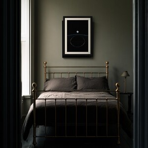 Lámina con la luna sobre el puente Packhorse, cielo nocturno melancólico, arte celestial estilo cottagecore oscuro (descarga digital) imagen 6