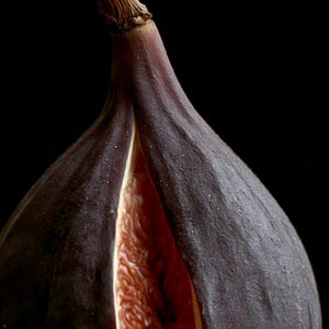 Split Fig Print, Purple Fruit Art, Dark Cottagecore Kitchen Art, Moody Plum Printable image 4