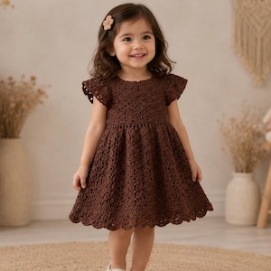 chocolate brown baby girl dress It has a small