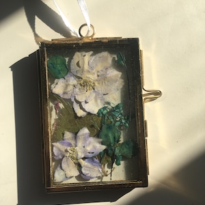Mini Floating Frame, Pressed Flowers, Rectangle, Gold