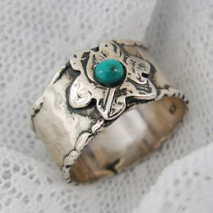 Sterling silver ring. Floral ring. Silver turquoise ring. Wide ring. birthday gift for her, turquoise jewelry. silver jewelry