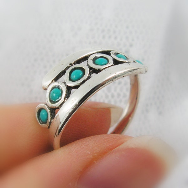 Bague turquoise. Bague en argent unique. bagues de tous les jours, cadeau d'anniversaire pour elle, idées cadeaux. Bijoux turquoise. bague vintage