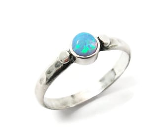 Opal ring. Sterling silver ring. Opal silver ring. SIlver opal ring. Solitaire ring. birthday gift, romantic gift, opal jewelry(sr-9676-826)