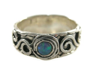 Sterling silver opal ring. Treble silver ring.  opal ring. Silver ring. Silver band. Opal silver ring. Opal band. opal jewelry (sr-9563-518)