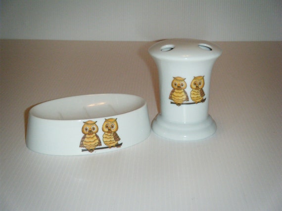 Items similar to Vintage Owl Bathroom Set on Etsy