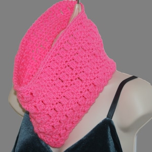 Pink Cowl Scarf, Crochet Circle Scarf, Pink Crochet Cowl, Pink Infinity Scarf, Winter neckwarmer, Womens Cowl, Fashion Neckwarmer image 1