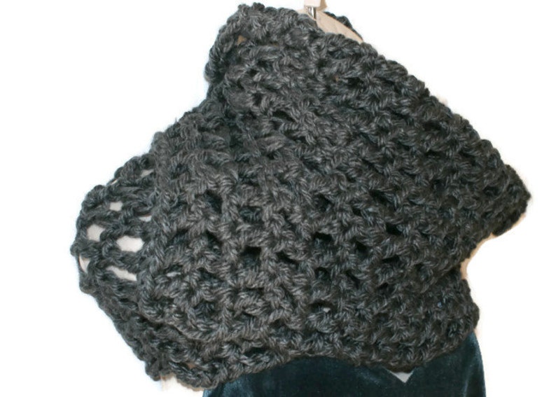 Chunky Crochet Scarf, Black Neckwarmer, Gray Neck Scarf, Winter Fashion Scarf, Crochet Neck Wrap, Womens Winter Scarf, Mens Winter Scarf image 4