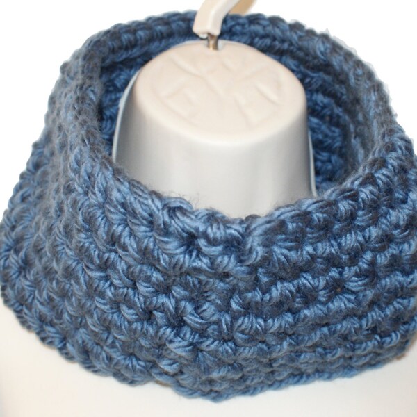 Mens Cowl Scarf,  Mens Infinity Scarf, Gift Cowl, Blue Cowl, Gift for Him, Mens Neckwarmer, Blue Cowl Scarf, Chunky Neckwarmer,