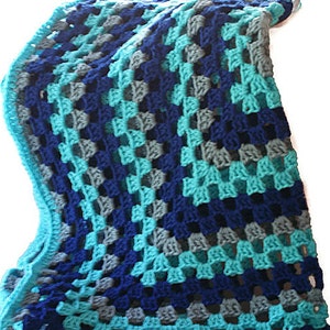Strickdecke, Baby-Dusche-Geschenk, Kinderzimmer Dekor, blau afghanische, Chunky Decke, neue Baby-Geschenk, Baby Boy Decke, Baby-Bettwäsche, afghanische Decke