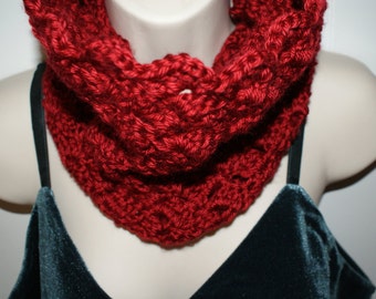 Red Infinity Scarf, Gift for Women, Crochet cowl, Knit Cowl, Red Loop Scarf, Christmas Scarf, Winter Cowl, Handmade Cowl, Handmade Scarf