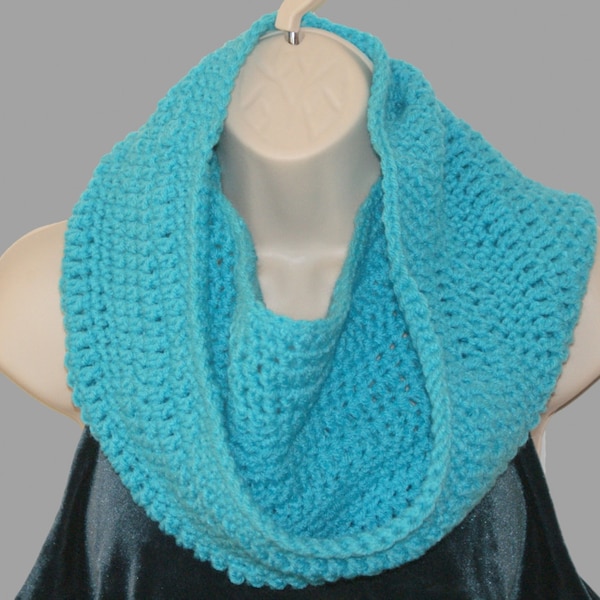 Cowl Scarf, Circle Scarf, Teal Crochet Cowl, Winter fashion neckwarmer, Turquoise scarf, Blue Hooded Scarf, Eternity Scarf, Infinity Cowl