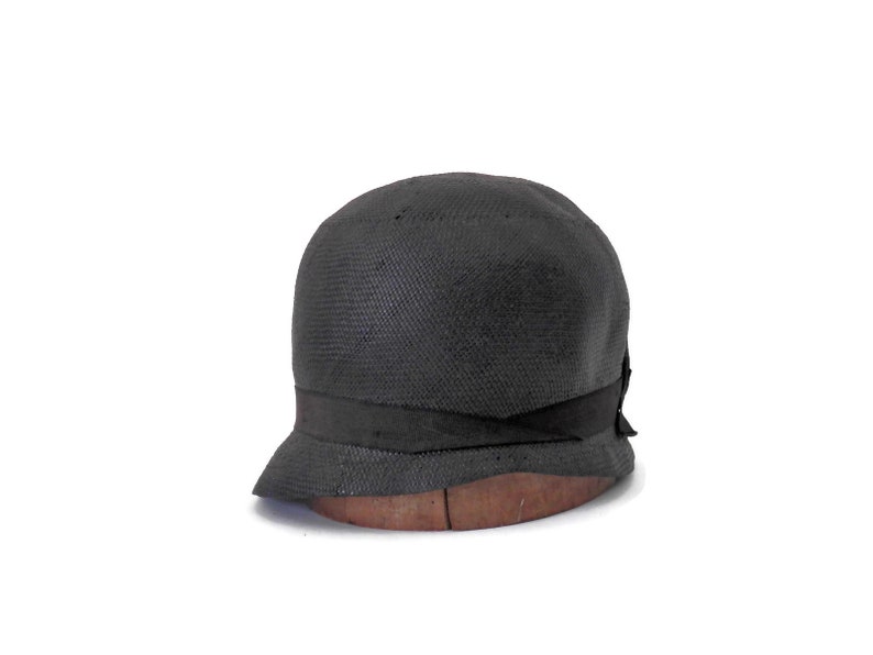 Art Deco Black Straw Cloche Hat with Pleated Grosgrain Ribbon Trim and Silk Lining Period Flapper Girl Vintage Clothing and Accessories