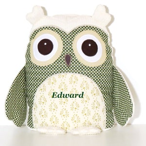Christmas  Owl Pillow, Pesonalized Gift for Man, Decorative Throw Pillow, Christmas Decoration
