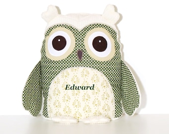 Christmas  Owl Pillow, Pesonalized Gift for Man, Decorative Throw Pillow, Christmas Decoration