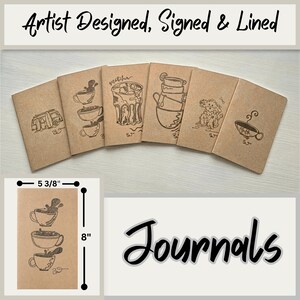Puede incluir: Seis cuadernos de color canela con ilustraciones en tinta negra que incluyen una furgoneta, tazas de café, una bebida matcha, cuencos apilados, un perro y una taza. El texto dice Artist Designed, Signed & Lined y Journals. Un cuaderno mide 13,65 cm por 20,32 cm.