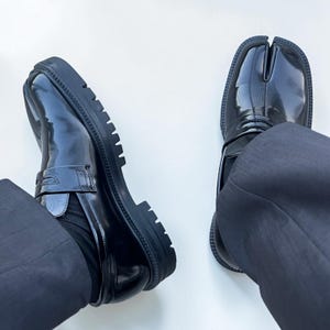 Leather Tabi Shoes Split Toe Loafers Japanese Style Mary Janes Handmade Retro Flats Moccasins Oxford Shoes Unisex