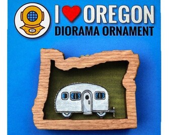 Trailer Oregon Ornament or Magnet