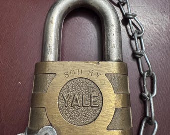Yale SOU Railroad Lock with Chain and Working Key