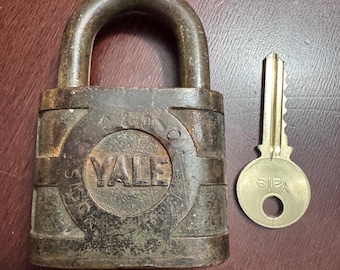 Yale C&O Railroad Signal Lock (1930’s) with Working Key