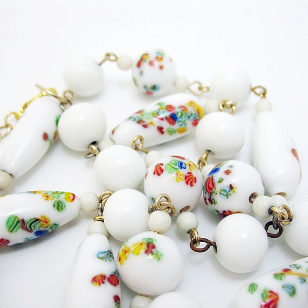 Millifiore Milk Glass Necklace 21 Inch RARE