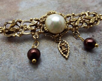 Gold Plated and Pearl Bar Pin