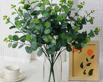 Eukalyptusgrönstammar
