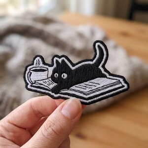 Cats and Books Embroidered Patch, Easily Distracted Iron On Badge for Book Lovers
