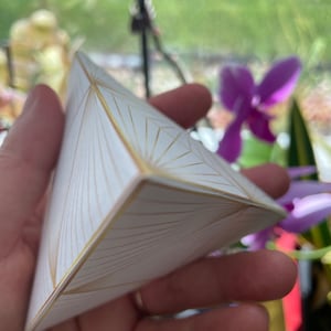 Tetrahedron 3D Papercraft Template-Home Décor Ideas-Platonic Solids-Printable Holiday Party Decorations-Sacred Geometry-Gold Model-DOWNLOAD