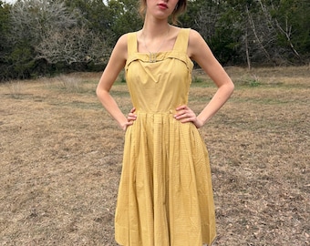 Ensemble robe ajustée et évasée et boléro années 50 - Coton doré, détails strass