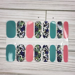 Blue Leopard Print Nail Polish Strips: Easy Nail Art