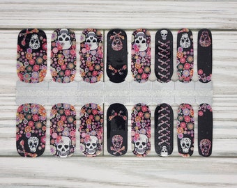 Skulls nail polish wraps, nail polish stickers, nail strips, nail polish strips, nail decals, flower nail wraps, halloween nail wraps
