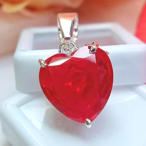 Flawless Red Ruby Heart Shape Pendant 18-20 Ct Natural Pure 925 Sterling Silver Locket Handmade Silver Certified Gemstone Best For Gift Her