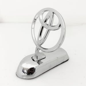 Schweres Toyota-Motorhaubenemblem | Metall-Motorhaubenlogo