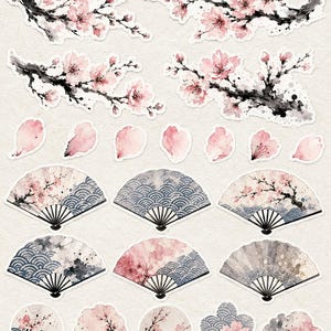 以下が含まれることがあります： 桜の枝、ピンクの花びら、波模様や花柄の折りたたみ扇子、そして花と青い波模様が描かれた円形や雲形のデザインの水彩イラストが施されたステッカーのコレクションです。